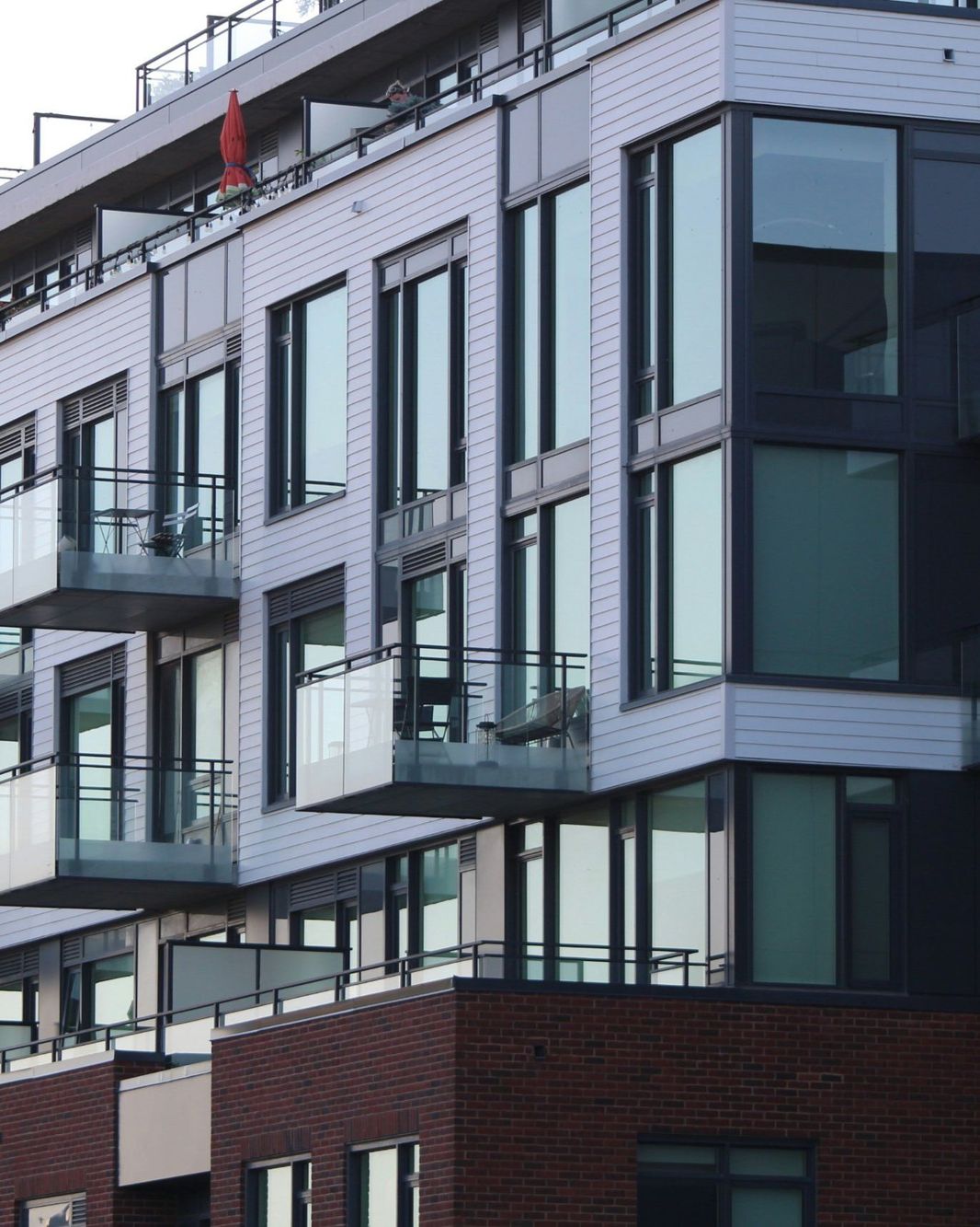Immeuble résidentiel moderne avec balcons